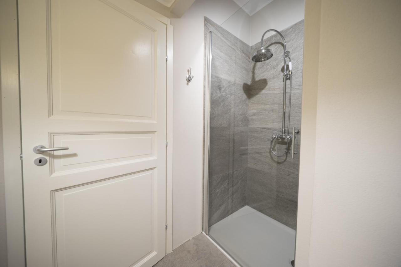 Bnbook Maison Charlotte Lago Maggiore Porto Valtravaglia Ngoại thất bức ảnh