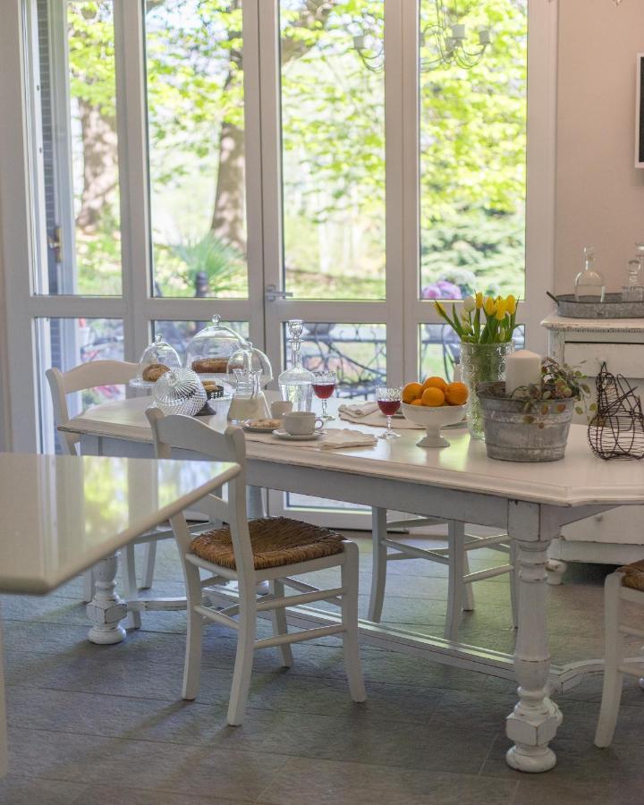 Bnbook Maison Charlotte Lago Maggiore Porto Valtravaglia Ngoại thất bức ảnh