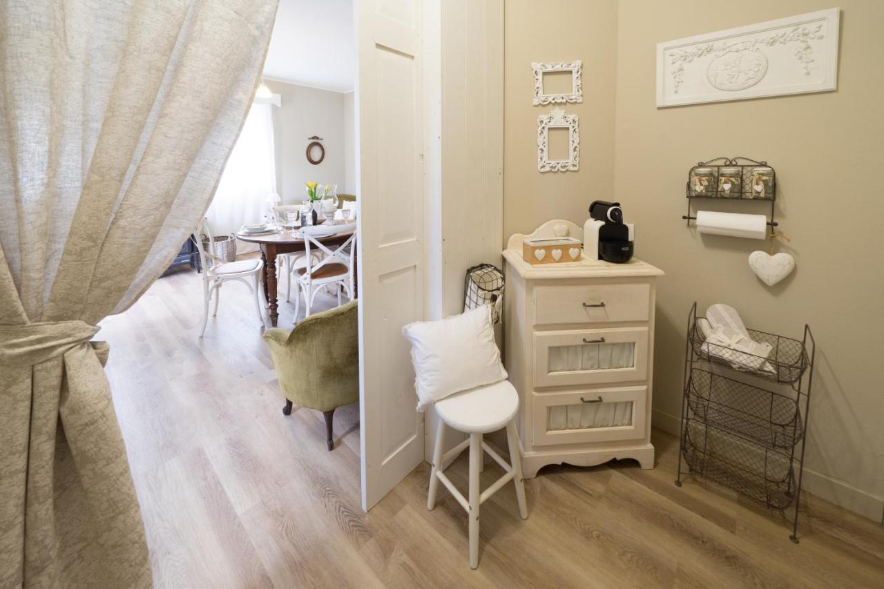 Bnbook Maison Charlotte Lago Maggiore Porto Valtravaglia Ngoại thất bức ảnh